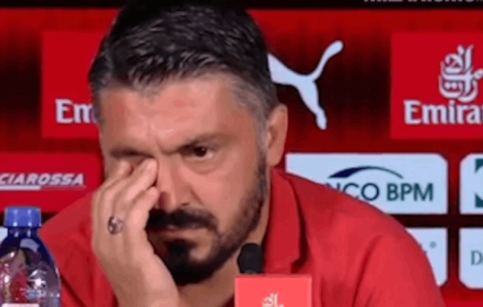 TRENER <span style='color:red;'><b>NAPOLI</b></span>JA GATUZO DAO OTKAZ NA NEVEROVATAN NAČIN: Nije mogao da veruje da ga OVAKO OTPUŠTAJU! (FOTO)